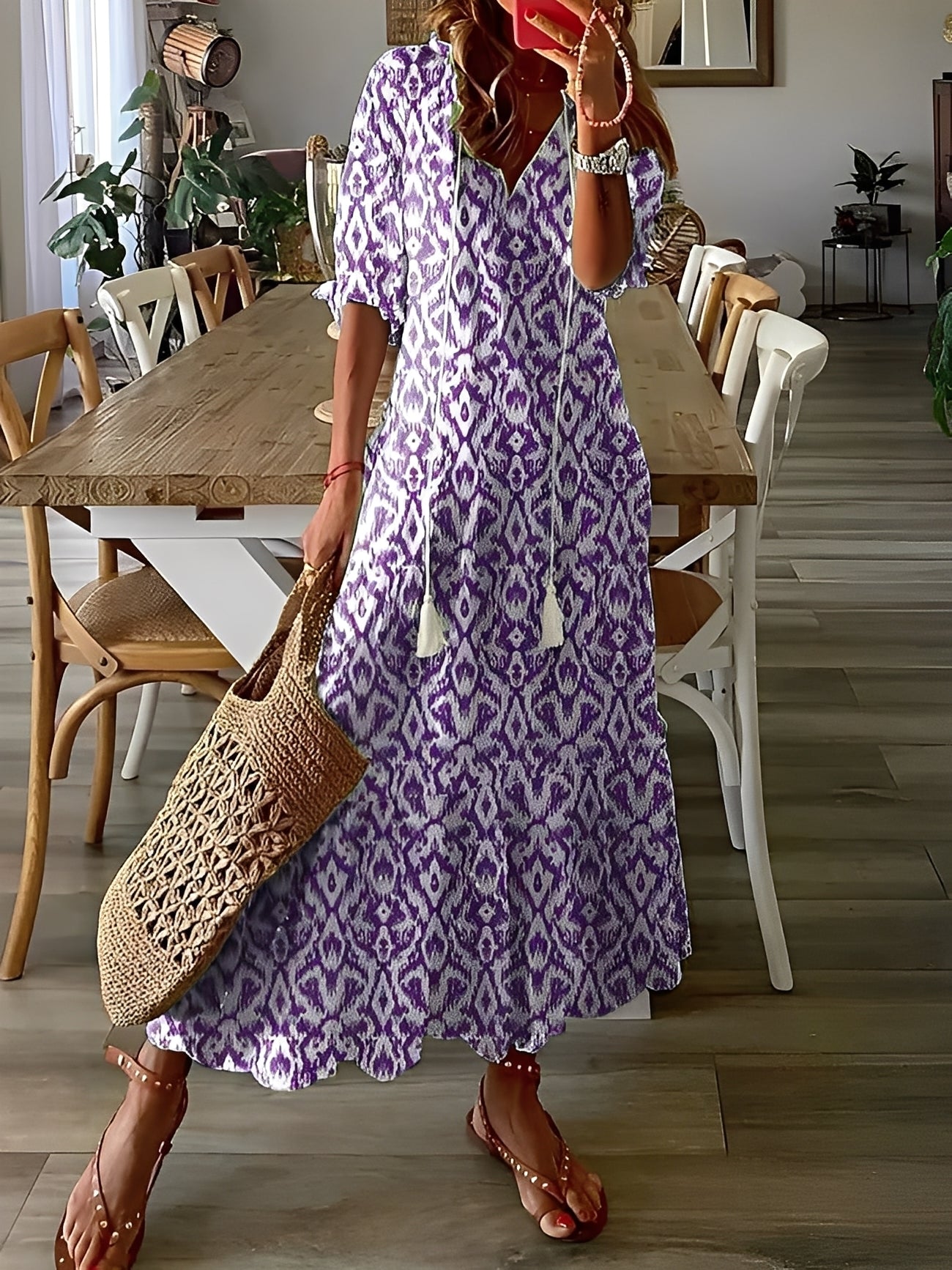 Domitille - Elegantní dámské šaty s volným V výstřihem