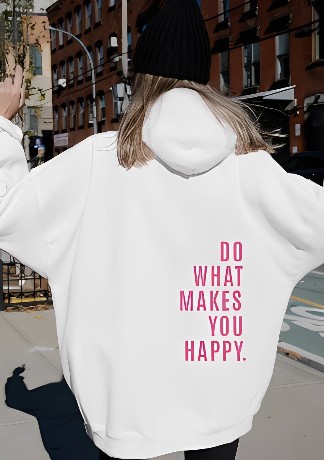 Adrienne - Moderní ženská mikina s kapucí a motivem