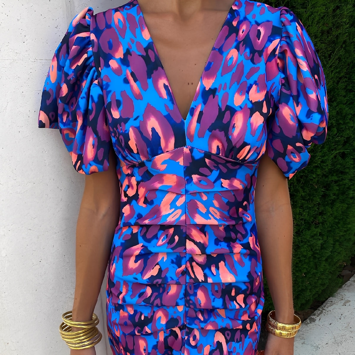 Gaëlle - Dámské barevné šaty s plisovanými rukávy