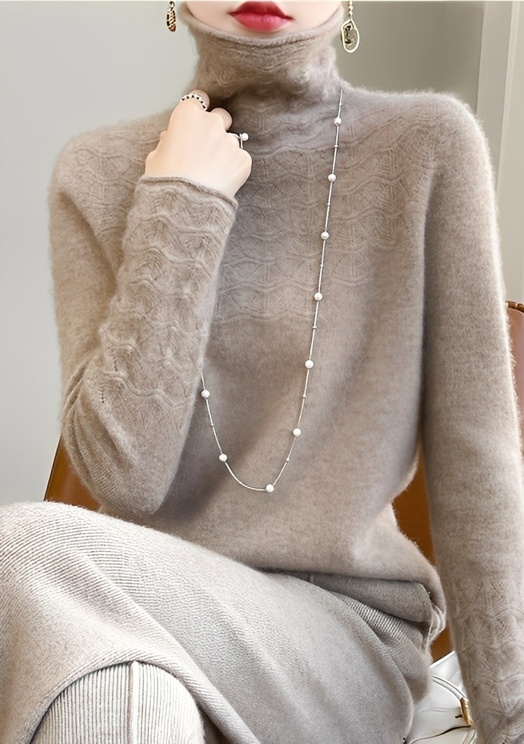 Michaela - Stylový a jemný dámský rolák