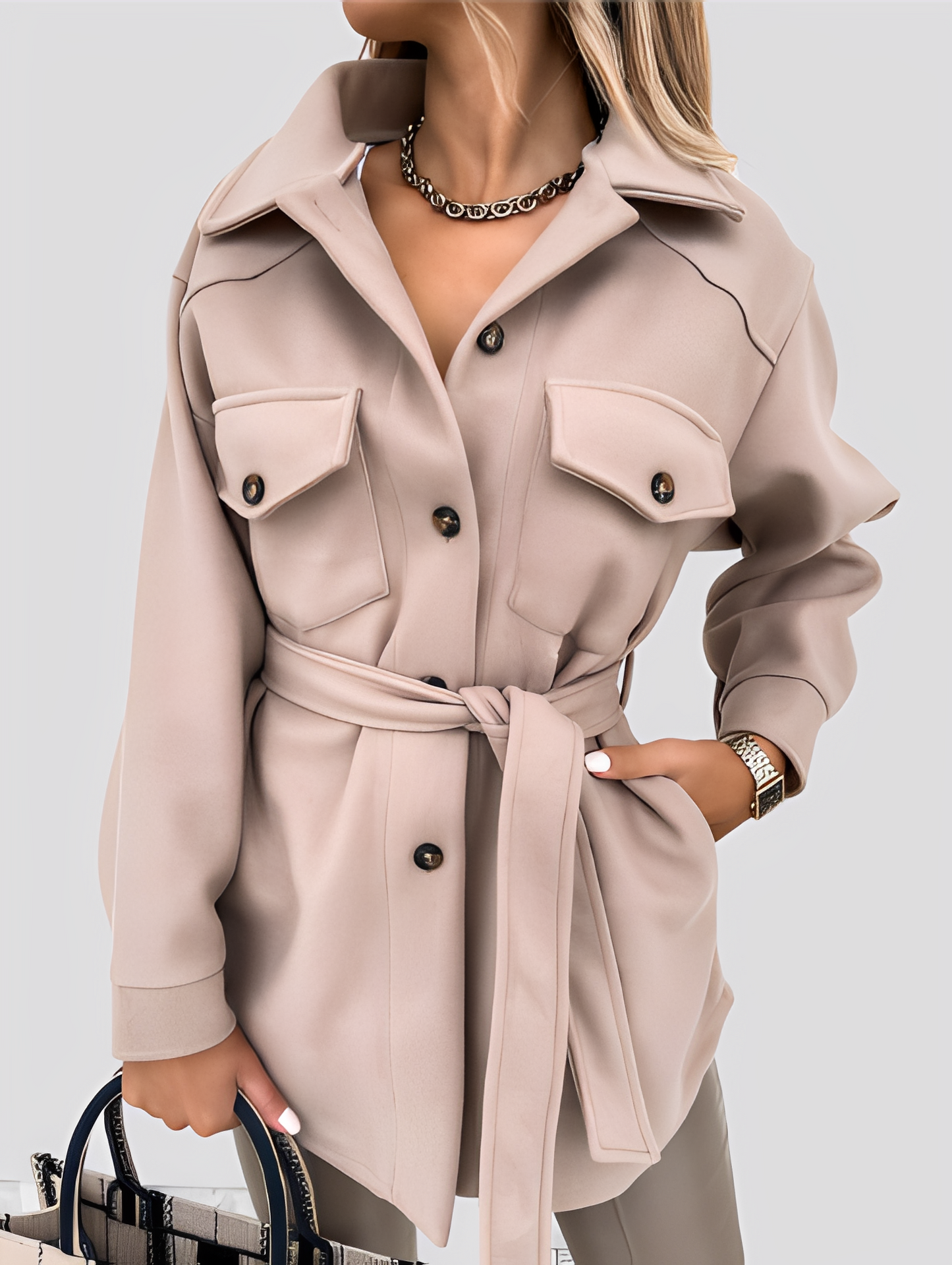 Tiffanie - Lehčí moderní vlněná bunda s obráceným límcem pro ženy