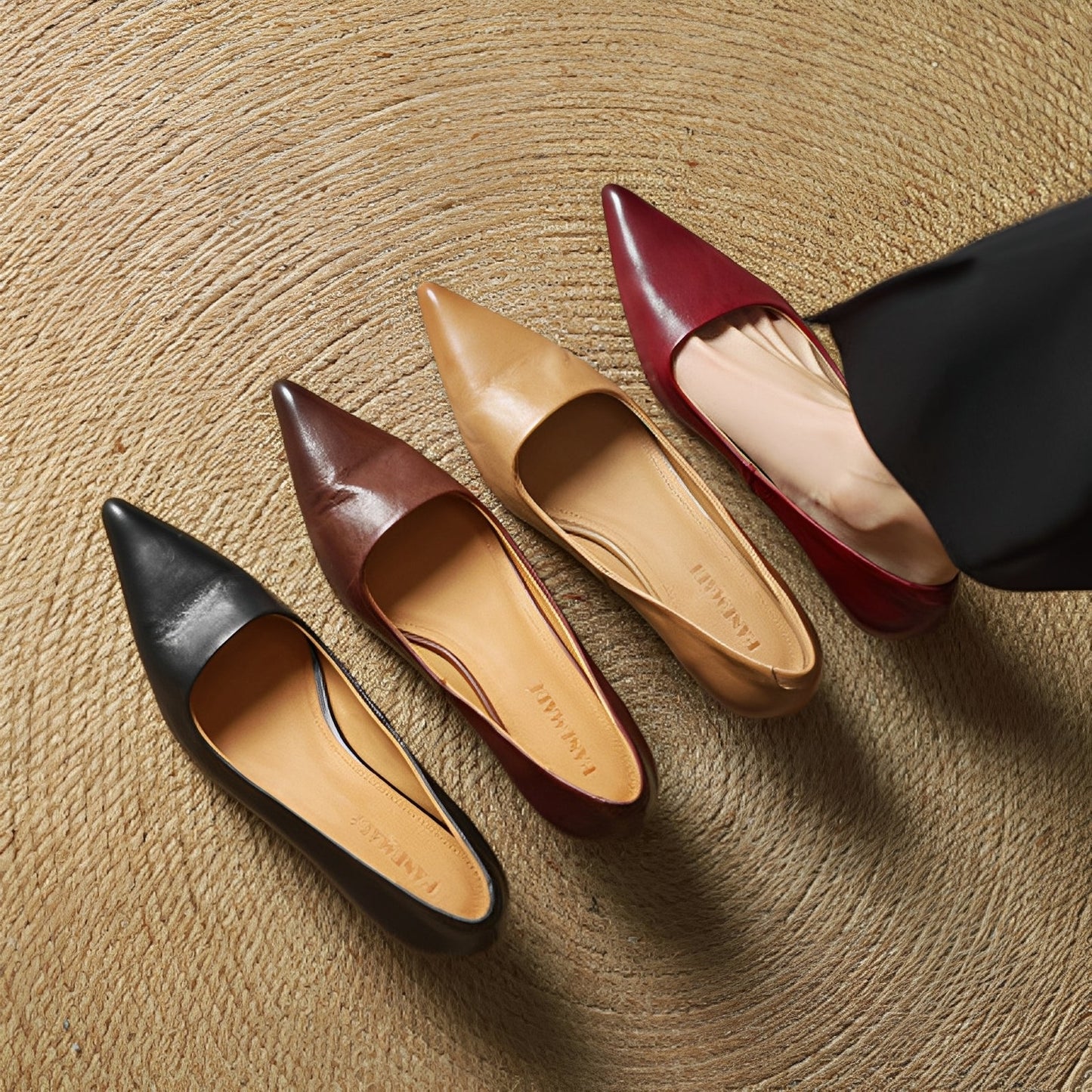 Rhea - Moderní kožené lodičky s ostrou špičkou pro ženy