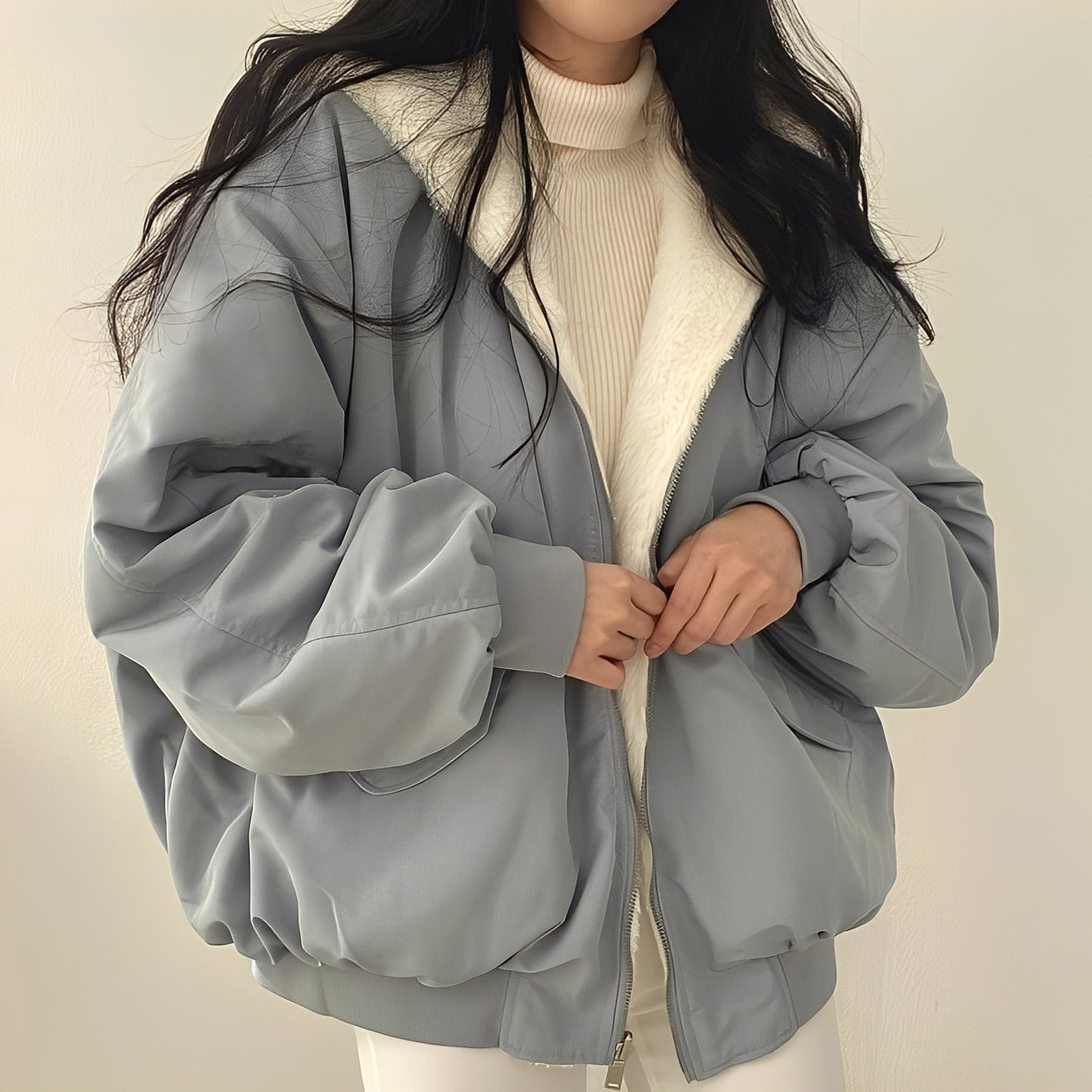 Jasmine - Aktuální, pevný, volně střižený kabát pro ženy