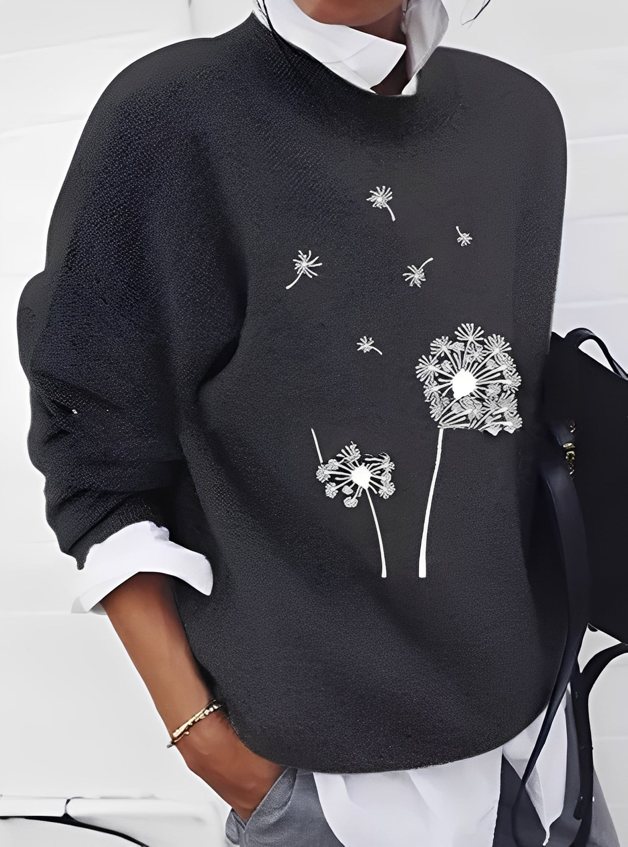 Milly - Módní, pohodlný dámský svetr s potiskem