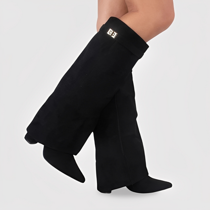 Linette - Dámské kožené boty s přezkou