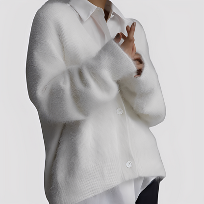 Lavena - Pohodlný velký dámský svetr z kašmíru