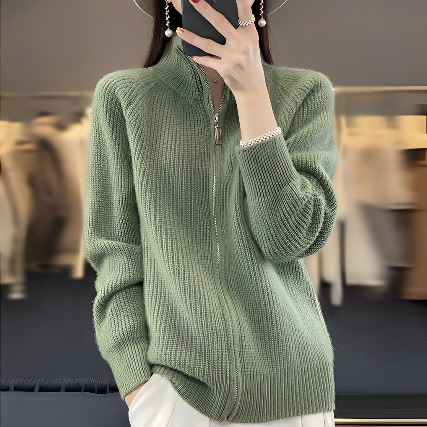 Margaret - Dámský vlněný svetr se zipem