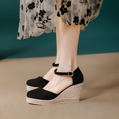 Yasmine - Dámské módní klínové sandály