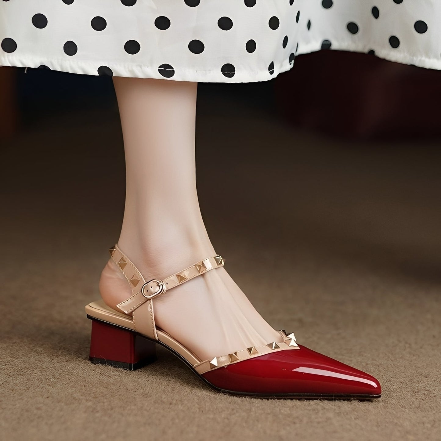 Paula - Elegantní lodičky s ostrými nýty pro ženy