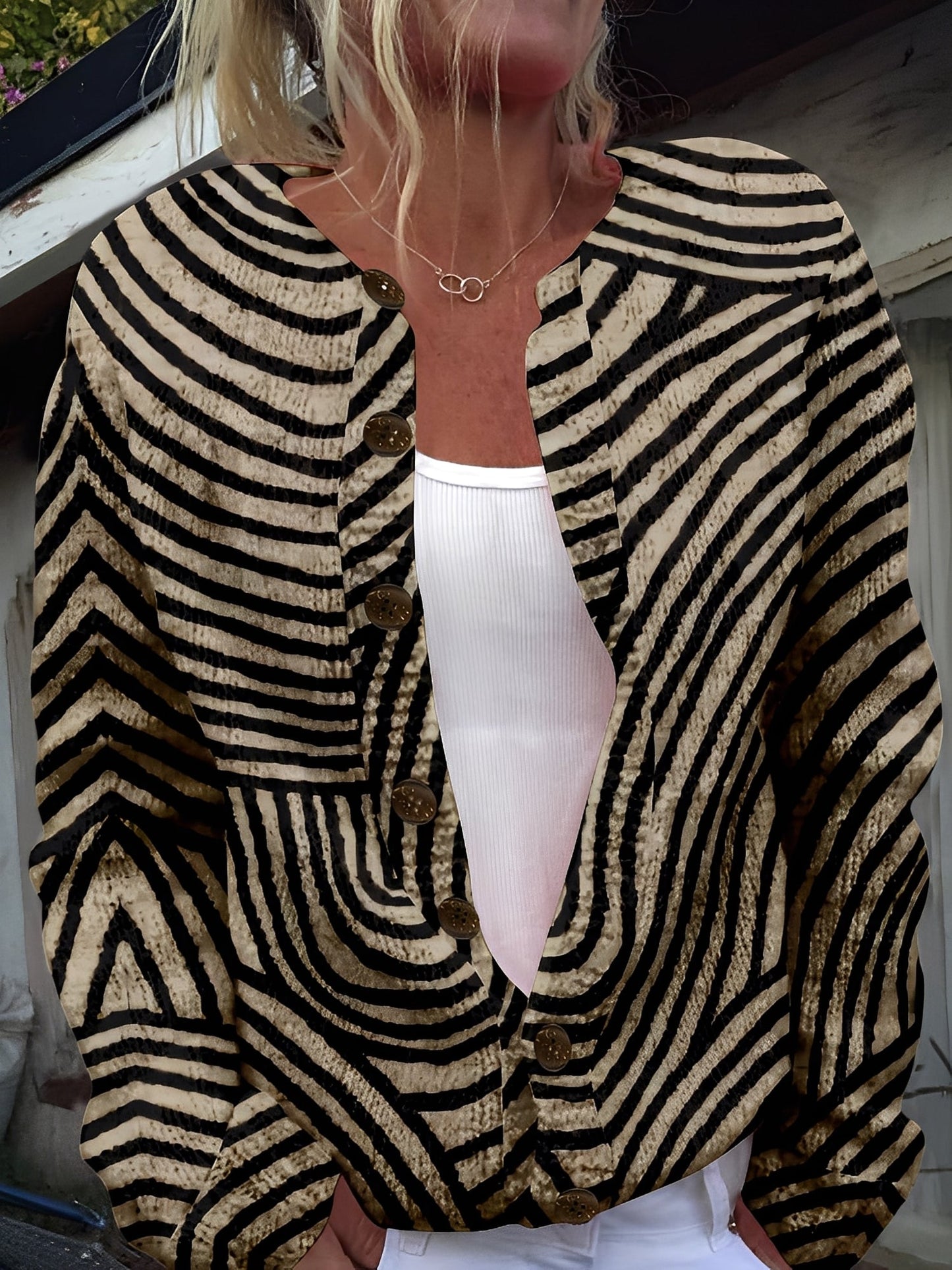 Therese - Dámský stylový svetr s knoflíky