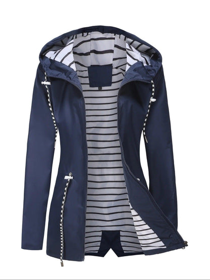 Nathalie – Dlouhý Vodotěsný Kabát